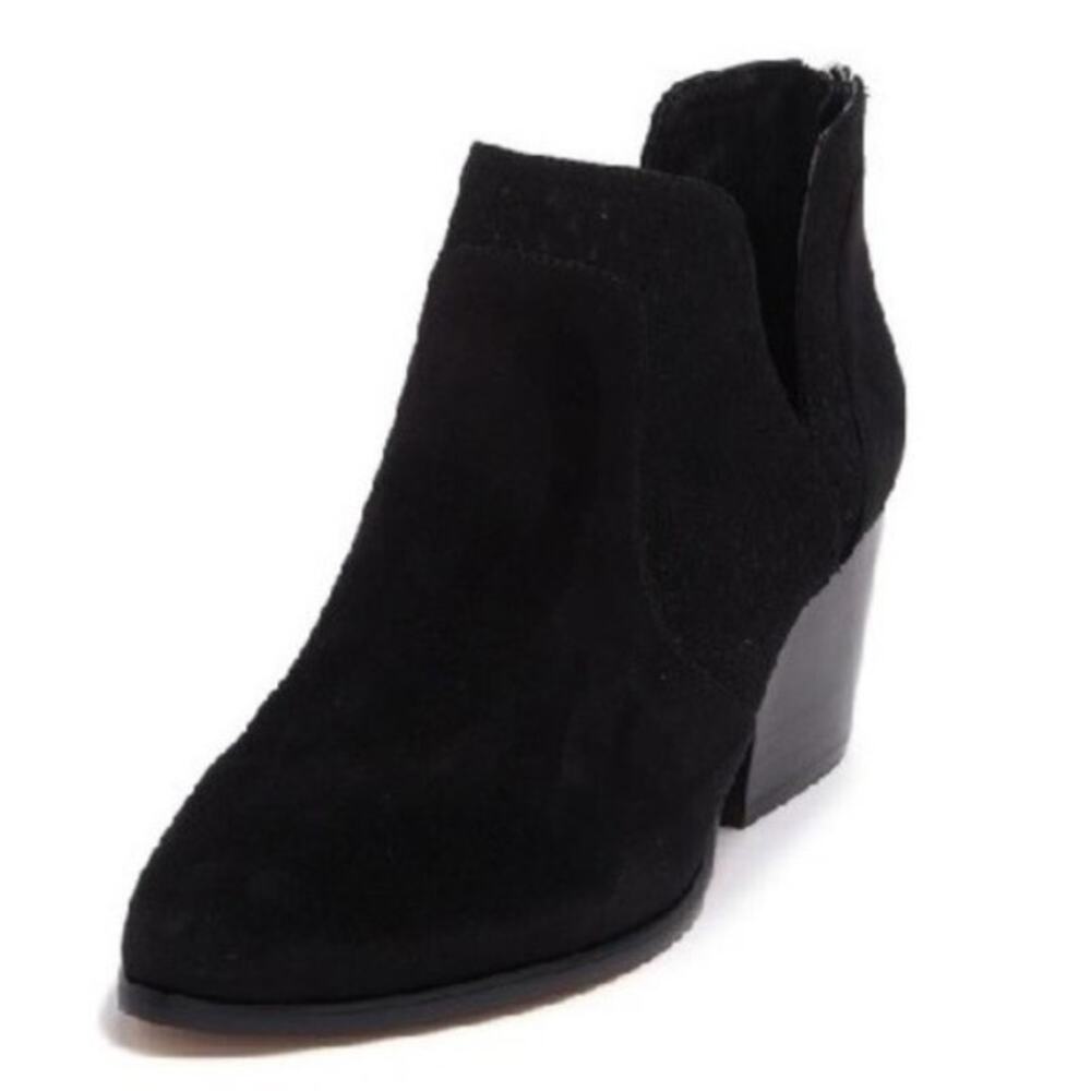 Vince‎ Camuto Norva Black Suede Ankle Booties Block Heel Back Zip Size 7